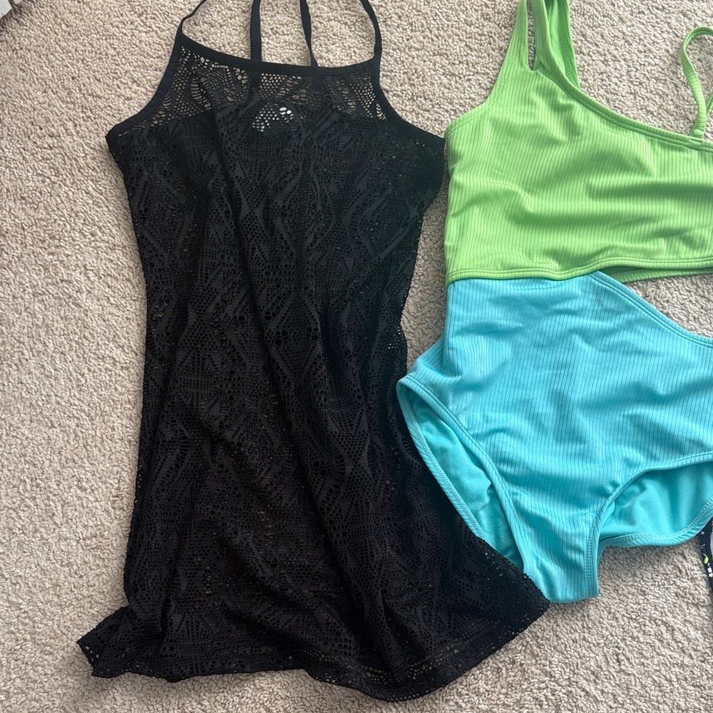 art class Kids Swim One Piece Set - Green, Blue, Black Floral - Picture 2 of 7